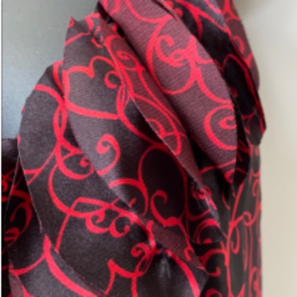 Backless BLK/RED Nightgown, M.  *P1033 - Picture 5 of 9